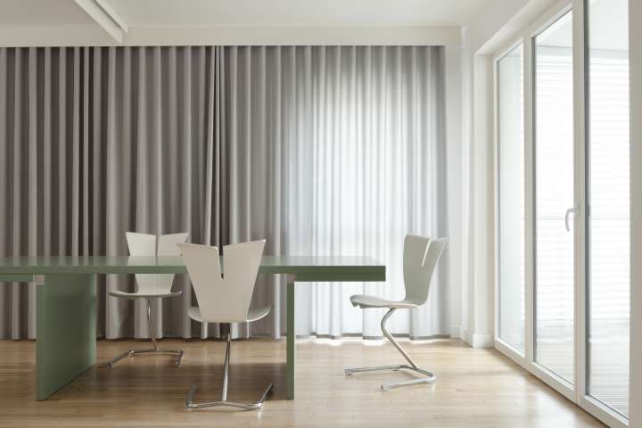 Nicolas Dahan, Curtains and Light, Nicolas Dahan apartment in paris, appartement paris, photographie : © Vincent Leroux